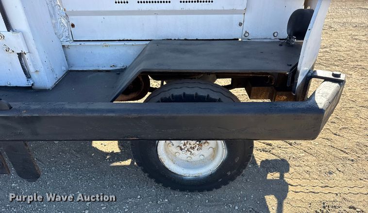 image for item EG1931 1989 Tug Mfg. Corp. MA50-1 aircraft tug