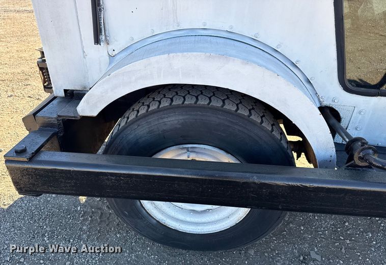 image for item EG1932 1989 Tug Mfg. Corp. MA50-1 aircraft tug