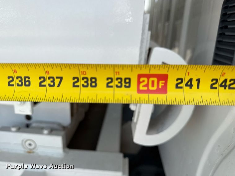 image for item EG5967 2008 Freightliner Business Class M2 scissor lift truck