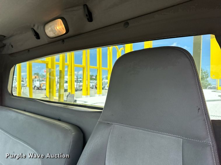 image for item EG5967 2008 Freightliner Business Class M2 scissor lift truck