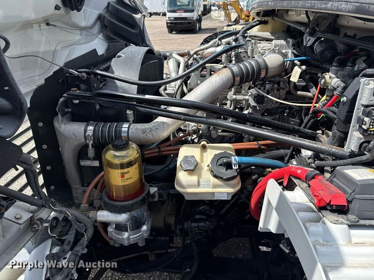 image for item EG5967 2008 Freightliner Business Class M2 scissor lift truck