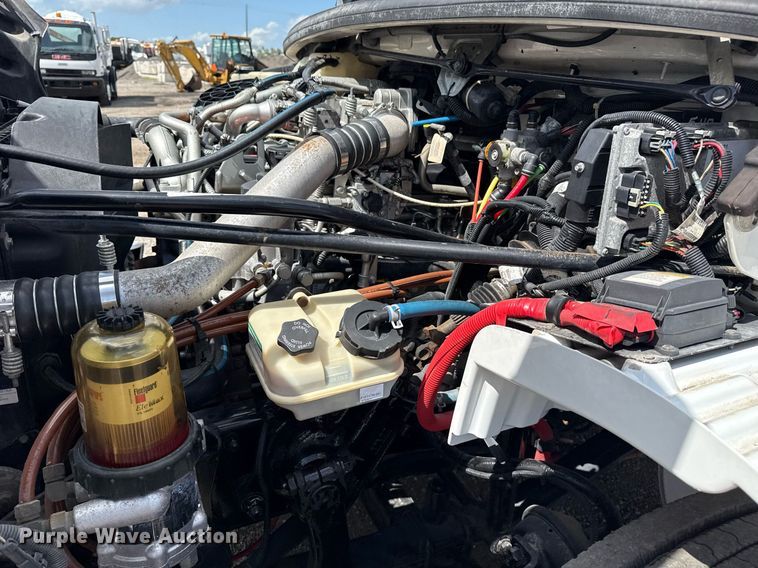 image for item EG5967 2008 Freightliner Business Class M2 scissor lift truck