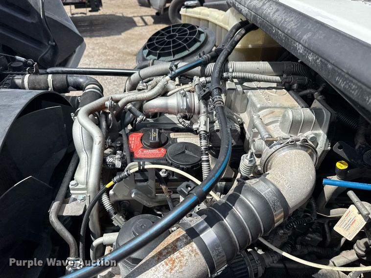 image for item EG5967 2008 Freightliner Business Class M2 scissor lift truck