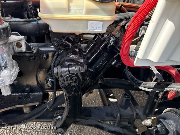 image for item EG5967 2008 Freightliner Business Class M2 scissor lift truck