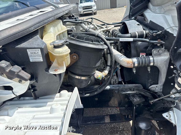 image for item EG5967 2008 Freightliner Business Class M2 scissor lift truck