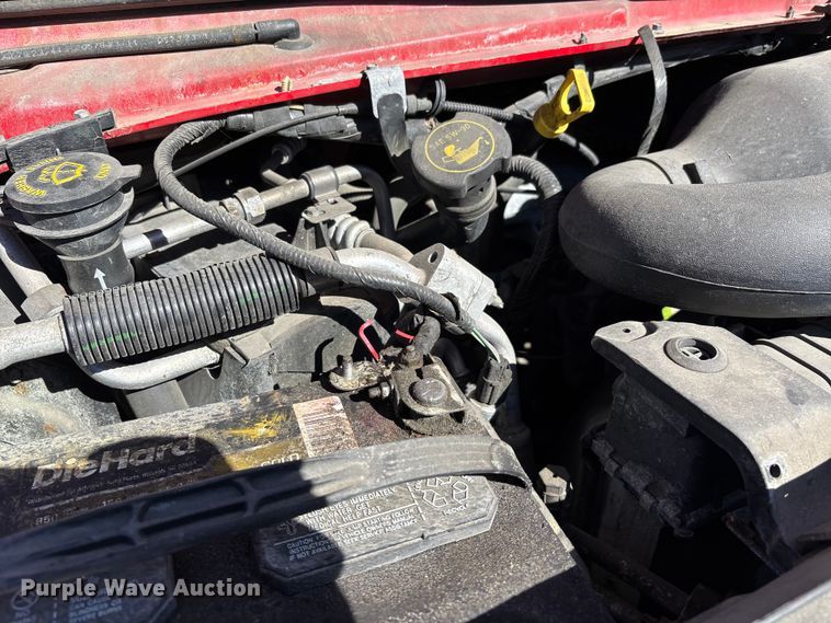 image for item EJ7679 2018 Ford E450 Super Duty van cab and chassis