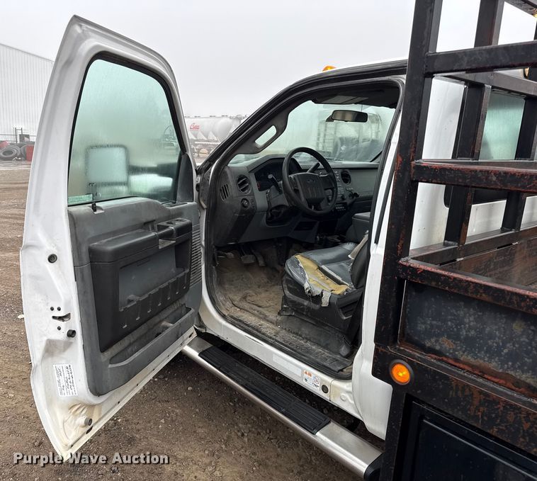 image for item EN0167 2013 Ford F550 Super Duty flatbed truck