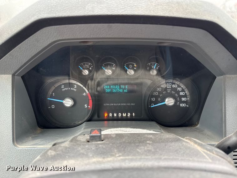 image for item EN0167 2013 Ford F550 Super Duty flatbed truck