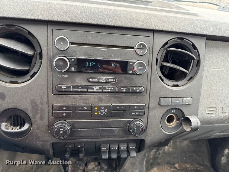 image for item EN0167 2013 Ford F550 Super Duty flatbed truck