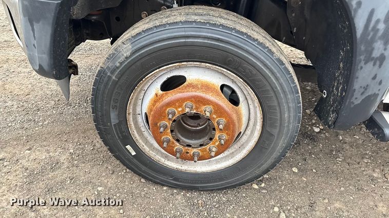 image for item EN0167 2013 Ford F550 Super Duty flatbed truck