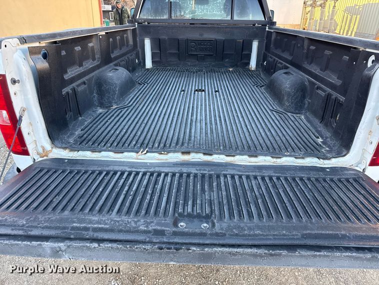 image for item EN0172 2010 Chevrolet Silverado 2500HD Ext. Cab pickup truck