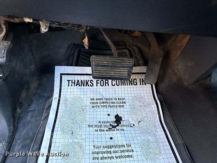 image for item EN0172 2010 Chevrolet Silverado 2500HD Ext. Cab pickup truck