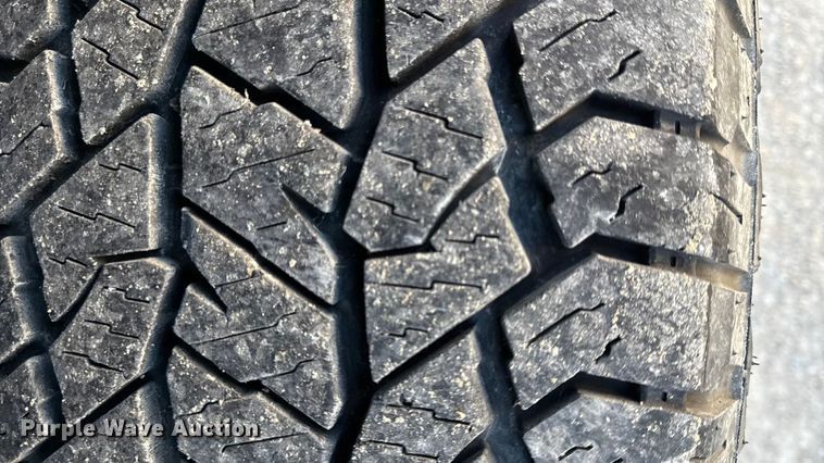 image for item EN0172 2010 Chevrolet Silverado 2500HD Ext. Cab pickup truck