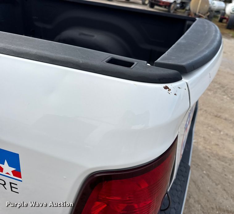 image for item EN0784 2013 RAM 1500 Ext. Cab pickup truck