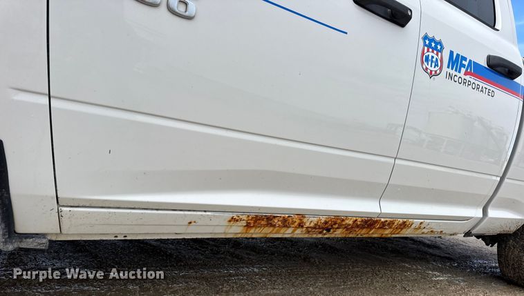 image for item EN0784 2013 RAM 1500 Ext. Cab pickup truck