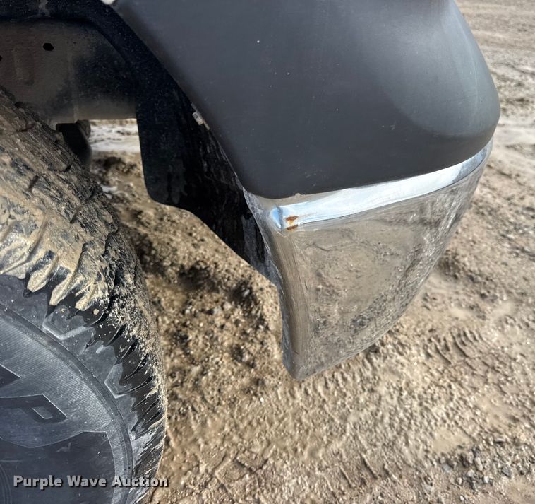 image for item EN0784 2013 RAM 1500 Ext. Cab pickup truck