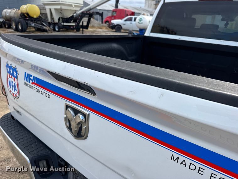 image for item EN0784 2013 RAM 1500 Ext. Cab pickup truck