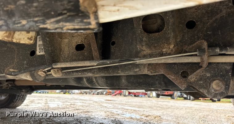 image for item EN0784 2013 RAM 1500 Ext. Cab pickup truck