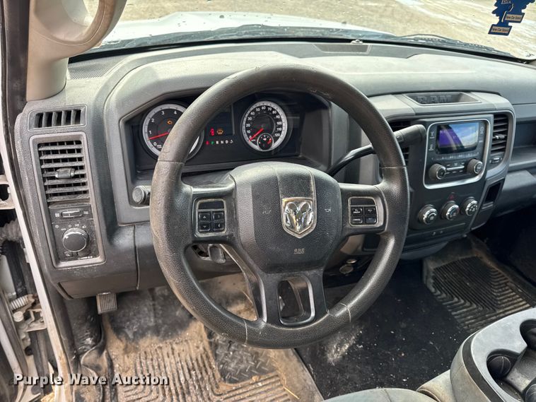 image for item EN0784 2013 RAM 1500 Ext. Cab pickup truck