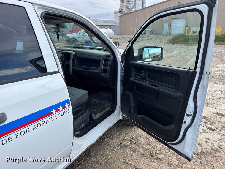 image for item EN0784 2013 RAM 1500 Ext. Cab pickup truck