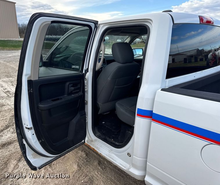 image for item EN0784 2013 RAM 1500 Ext. Cab pickup truck