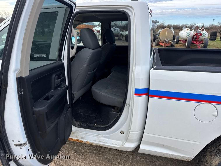 image for item EN0784 2013 RAM 1500 Ext. Cab pickup truck