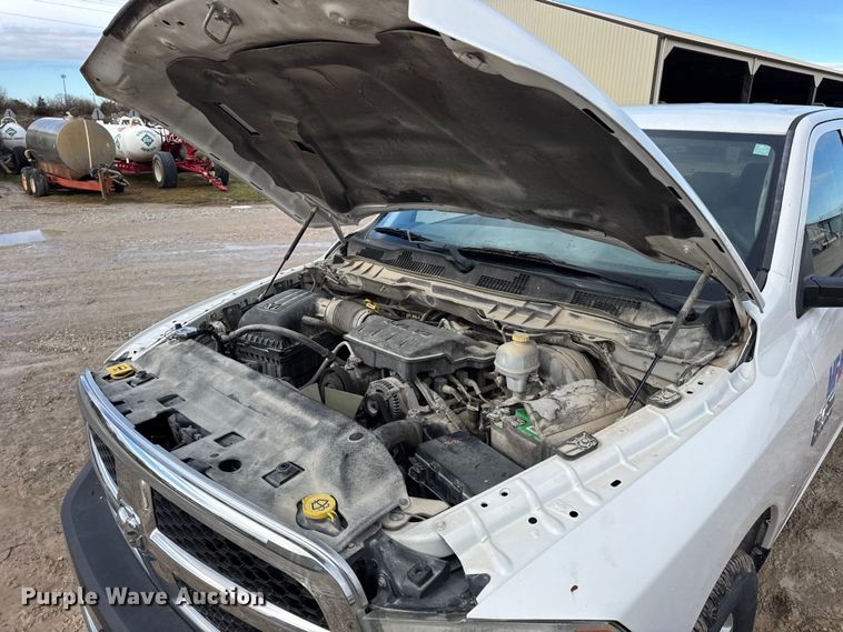 image for item EN0784 2013 RAM 1500 Ext. Cab pickup truck