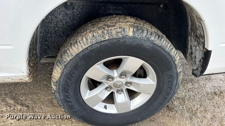 image for item EN0784 2013 RAM 1500 Ext. Cab pickup truck