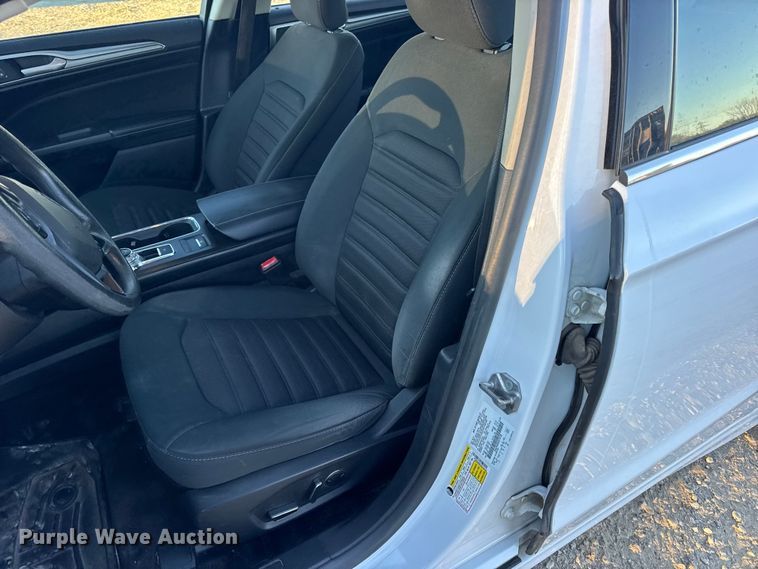 image for item EN0786 2018 Ford Fusion Sedan