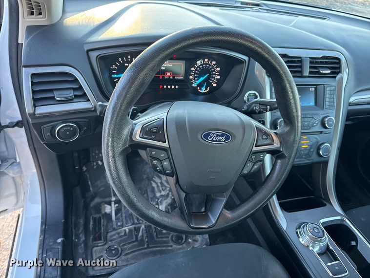 image for item EN0786 2018 Ford Fusion Sedan