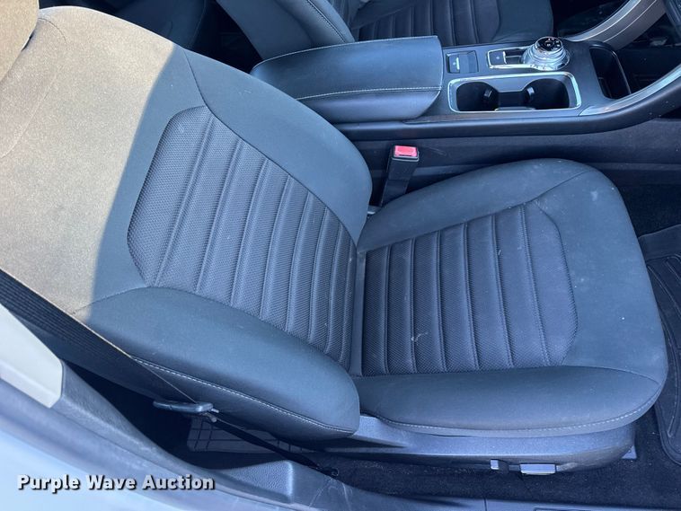 image for item EN0786 2018 Ford Fusion Sedan