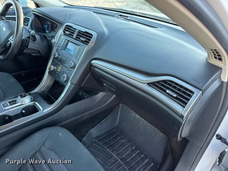 image for item EN0786 2018 Ford Fusion Sedan