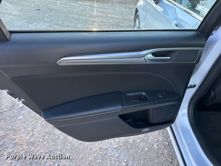 image for item EN0786 2018 Ford Fusion Sedan