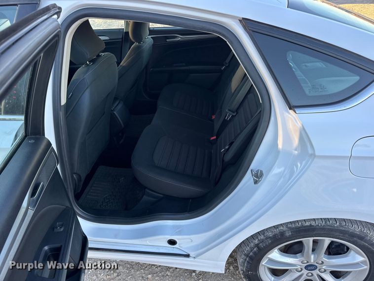 image for item EN0786 2018 Ford Fusion Sedan