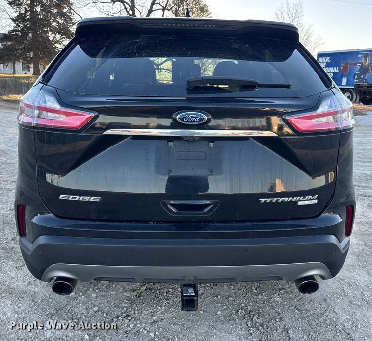 image for item EN0787 2019 Ford Edge Titanium SUV