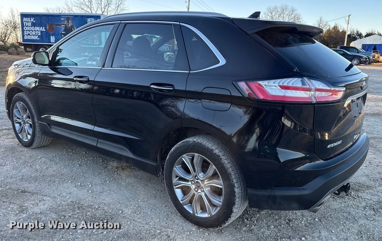 image for item EN0787 2019 Ford Edge Titanium SUV