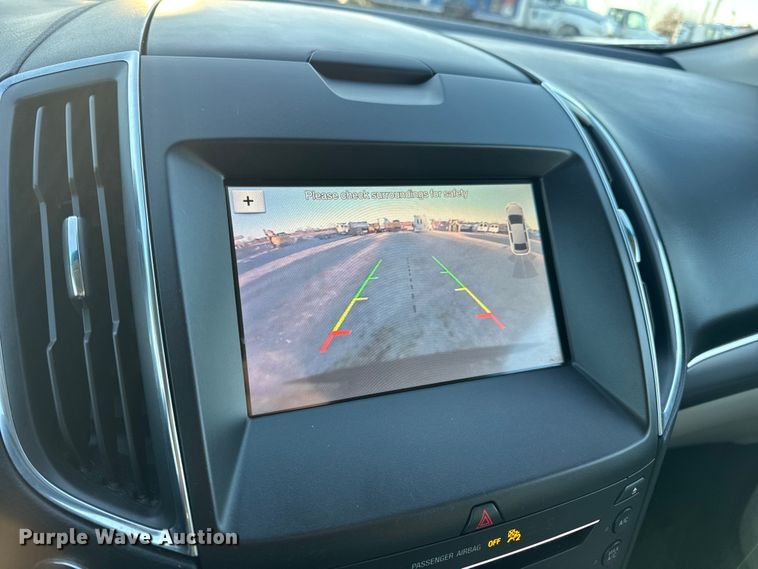 image for item EN0787 2019 Ford Edge Titanium SUV