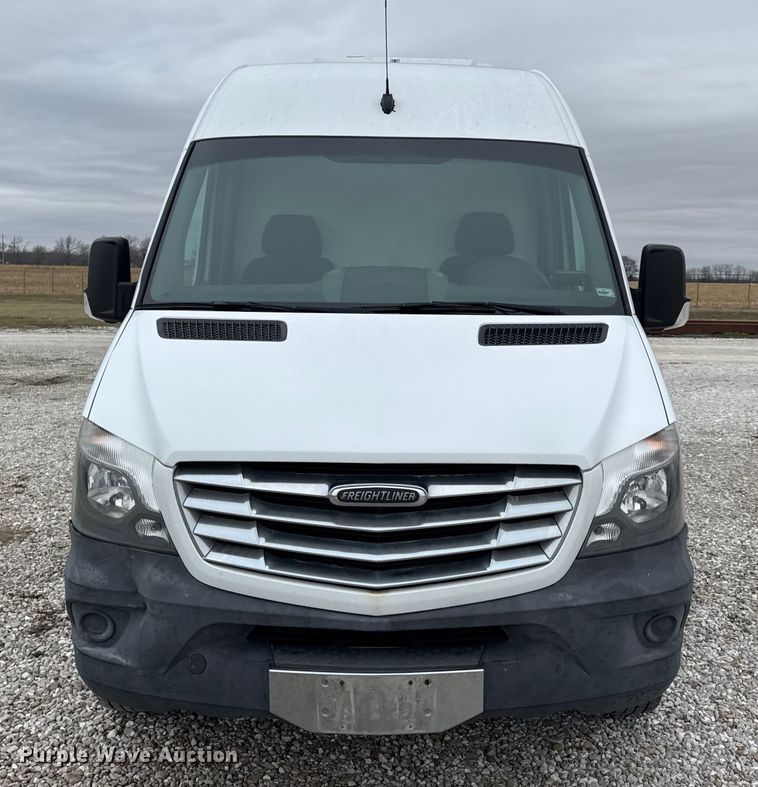 image for item EN0800 2014 Mercedes-Benz Sprinter 2500 refrigerated van