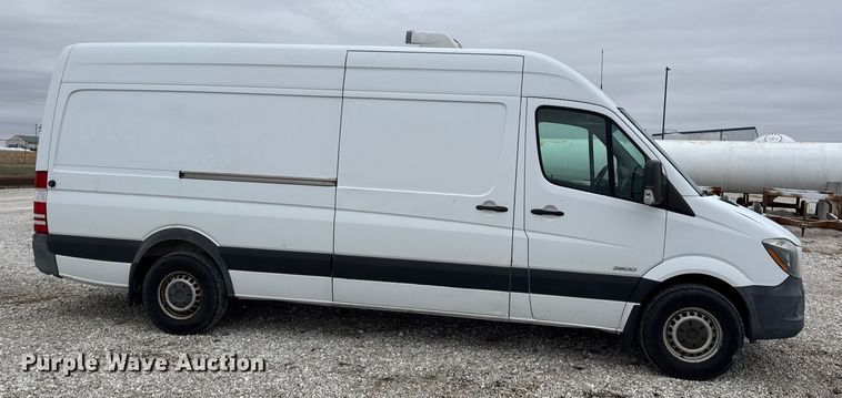 image for item EN0800 2014 Mercedes-Benz Sprinter 2500 refrigerated van