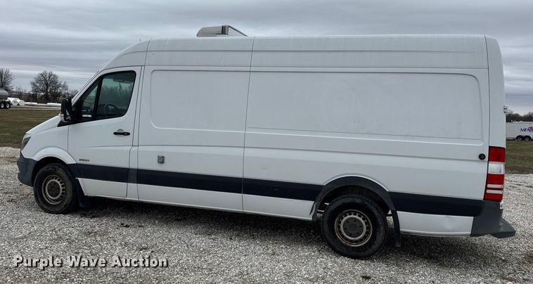 image for item EN0800 2014 Mercedes-Benz Sprinter 2500 refrigerated van