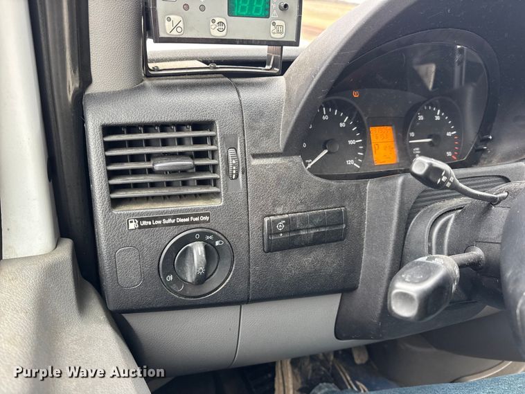 image for item EN0800 2014 Mercedes-Benz Sprinter 2500 refrigerated van