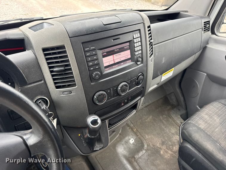 image for item EN0800 2014 Mercedes-Benz Sprinter 2500 refrigerated van