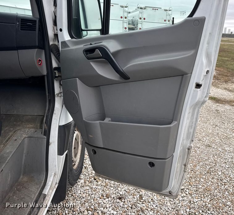 image for item EN0800 2014 Mercedes-Benz Sprinter 2500 refrigerated van