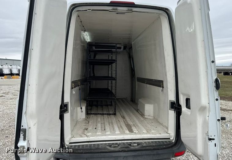 image for item EN0800 2014 Mercedes-Benz Sprinter 2500 refrigerated van