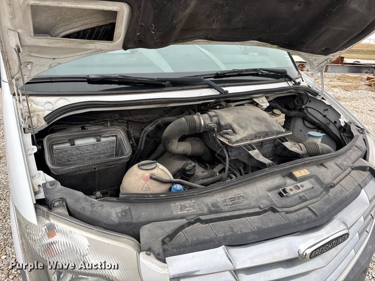 image for item EN0800 2014 Mercedes-Benz Sprinter 2500 refrigerated van