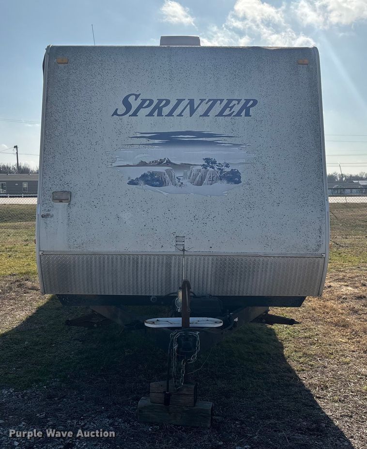 image for item EN5934 2007 Sprinter camper