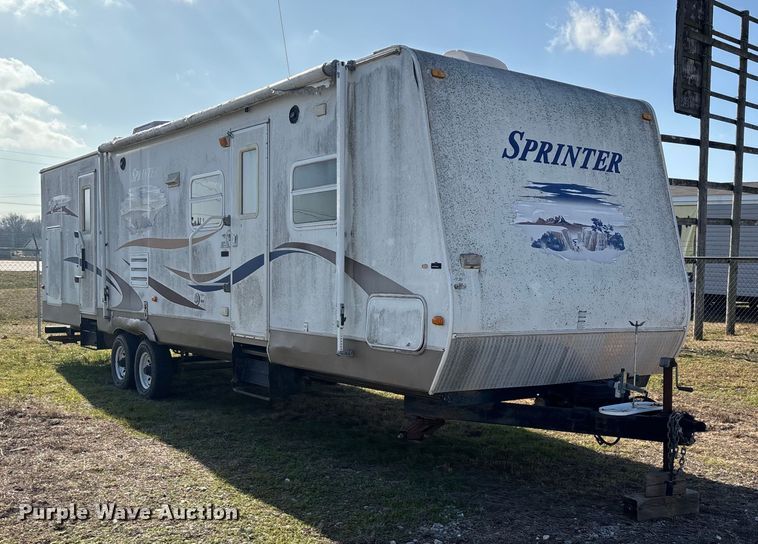 image for item EN5934 2007 Sprinter camper