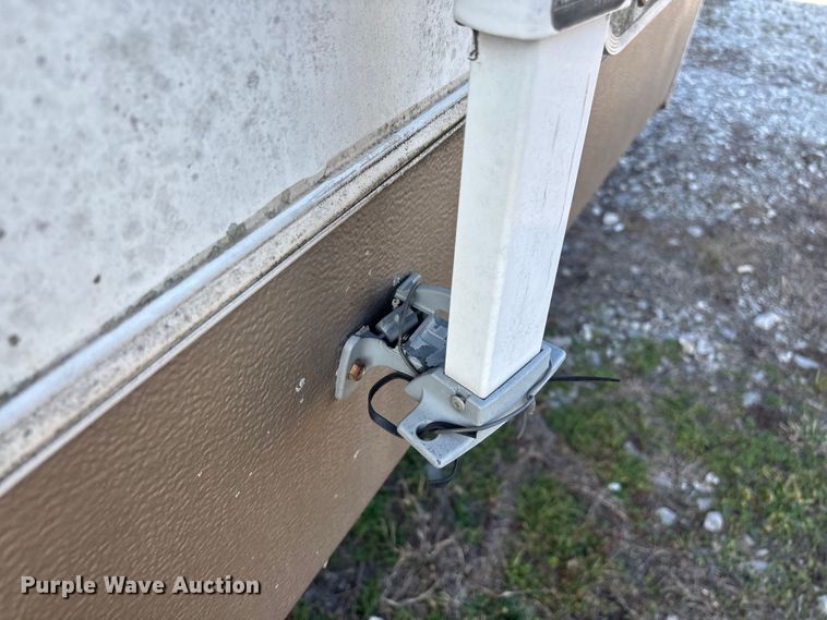 image for item EN5934 2007 Sprinter camper