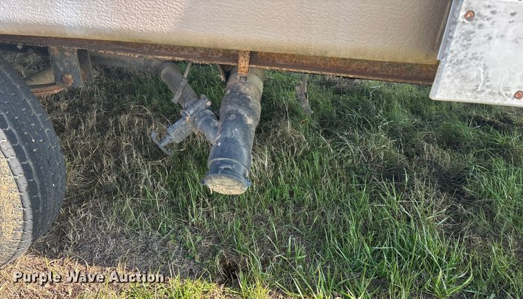 image for item EN5934 2007 Sprinter camper