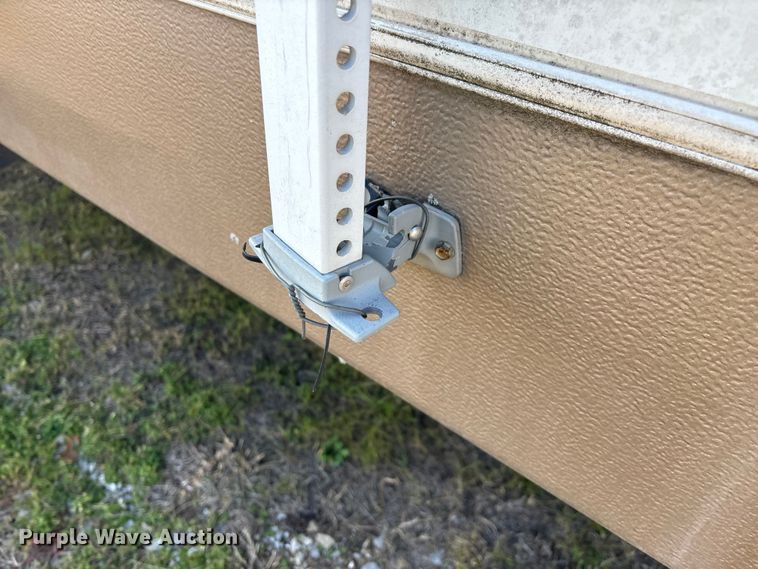 image for item EN5934 2007 Sprinter camper